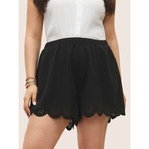 6X 30 Plus Size BloomChic Scalloped Laser Cut Elastic Waist Shorts pocket Black